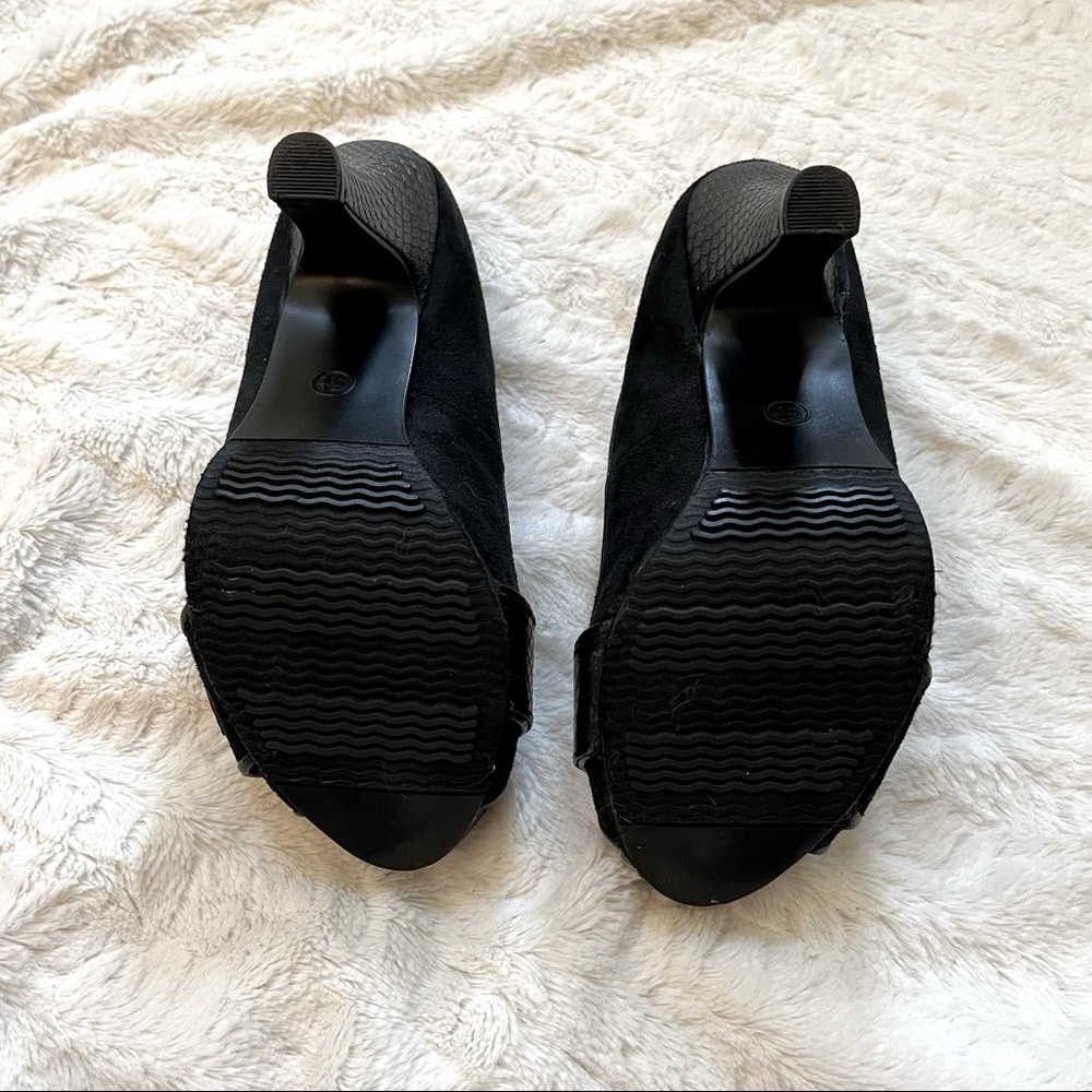 Target Mossimo High Heel Peep Toe Black Faux Suede & Snakeskin Pumps, Size 5.5 - Picture 9 of 13